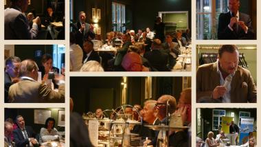 Bilder von Personen des Sommerabends